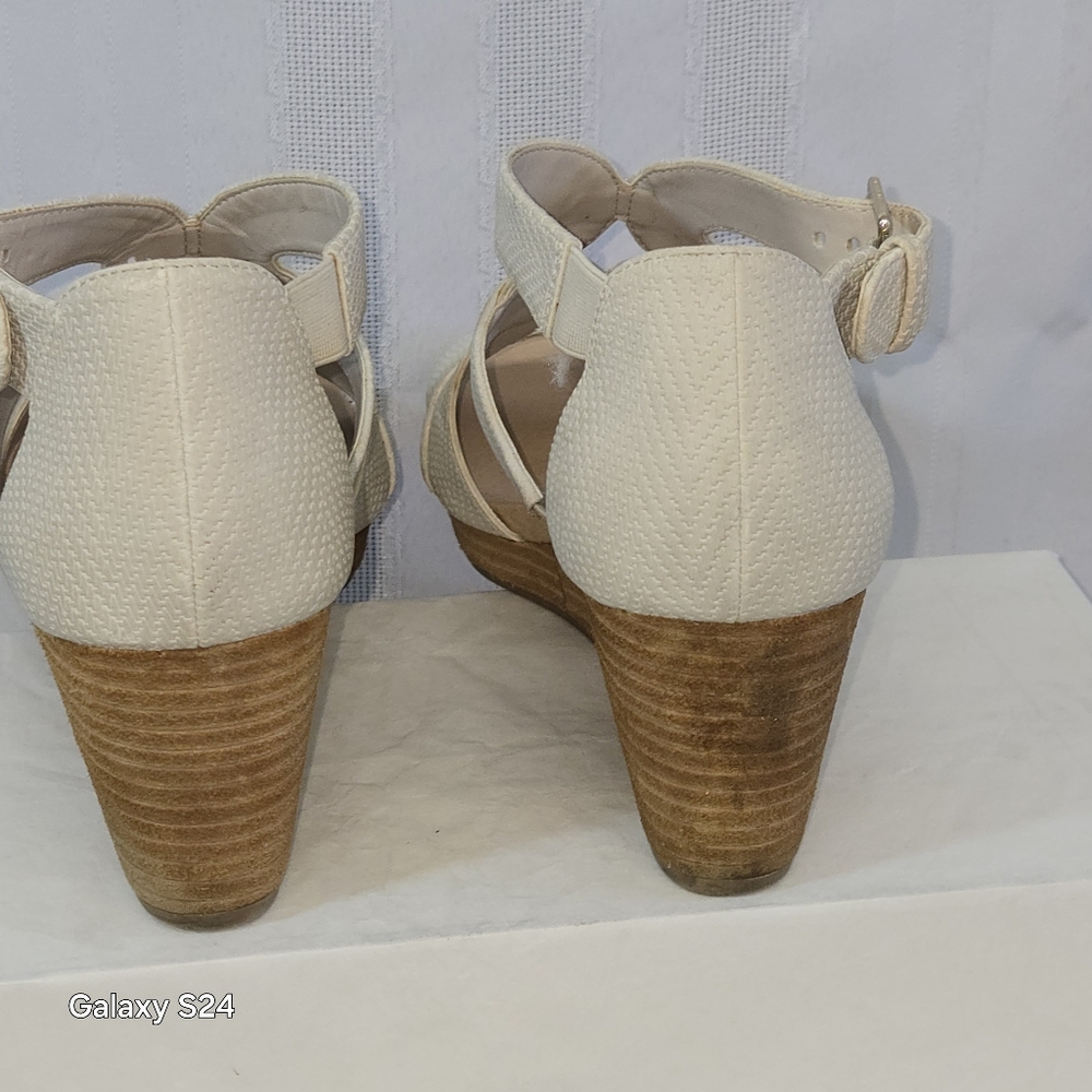 DR SCHOOL'S BAILEY FAUX LEATHER WEDGE SANDALS OYSTER SIZE 9 - Picture 6 of 14